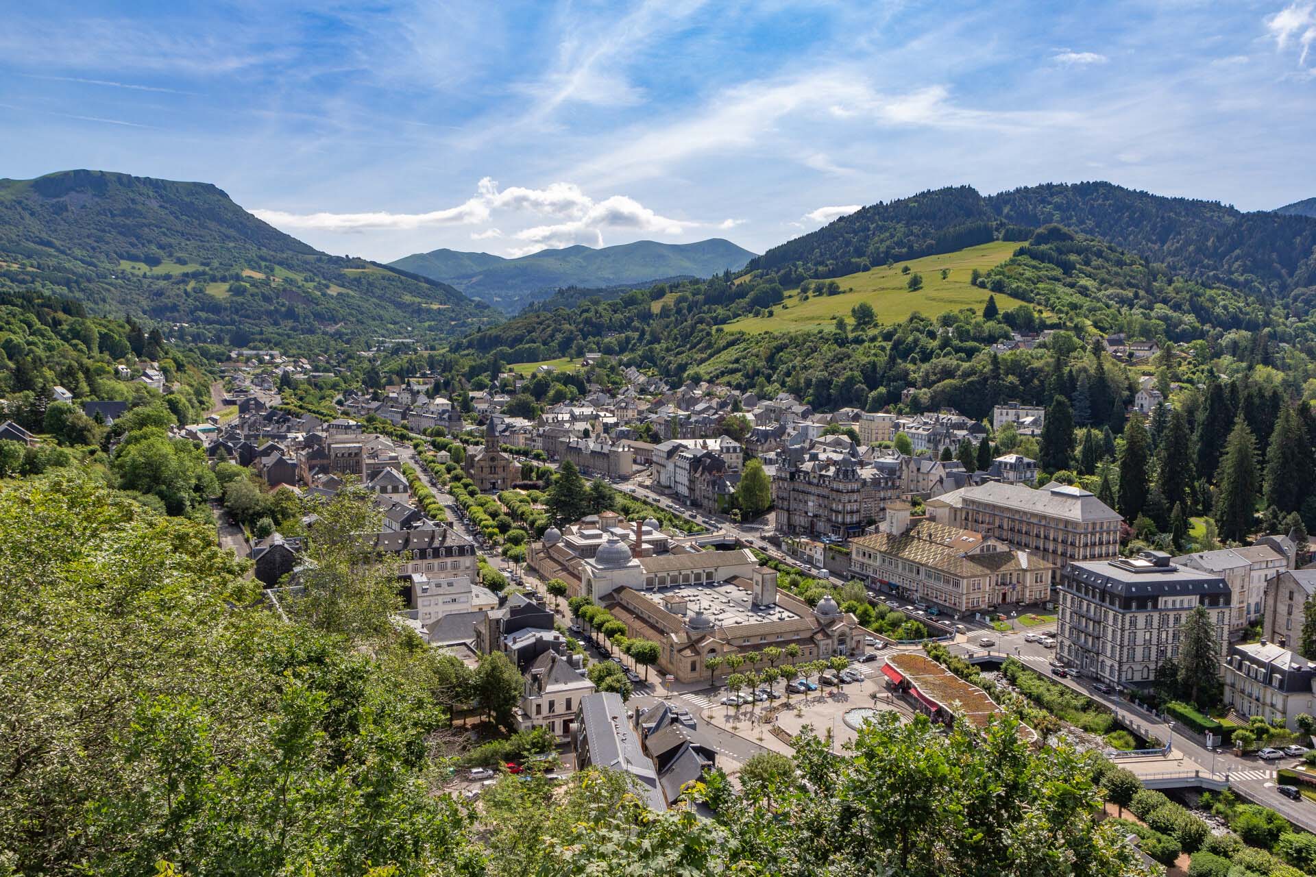 Panorama réel de La Bourboule en été